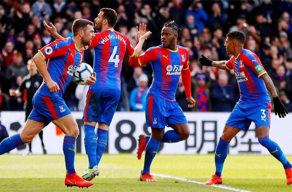 开云体育在线-“英超新赛季的经典对决，球迷期待的焦点！” 